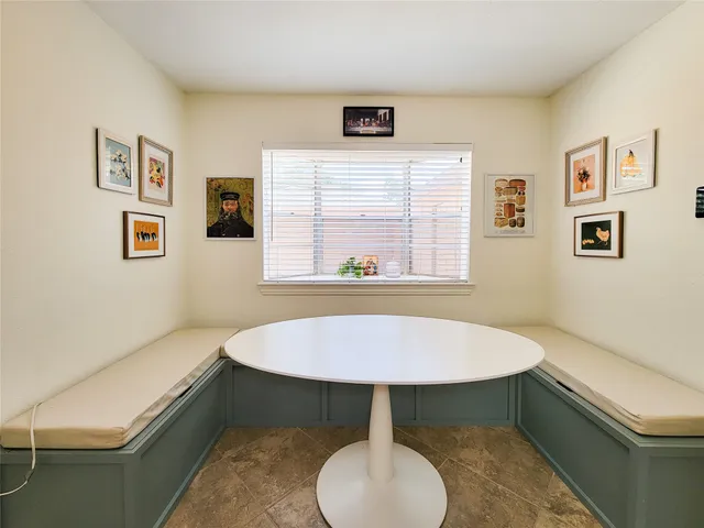 $2,100 | 2115 Forest Oaks Drive, Houston, TX 77017