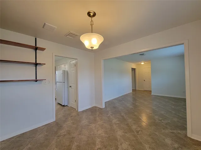 $2,100 | 2115 Forest Oaks Drive, Houston, TX 77017