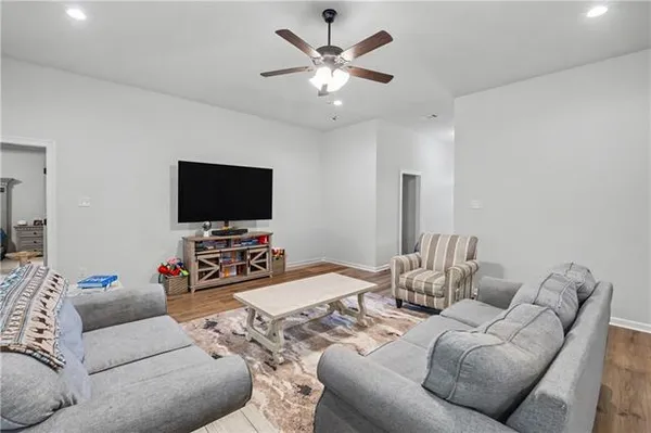 $325,000 | 15576 Grassy Lane, Covington, LA 70435