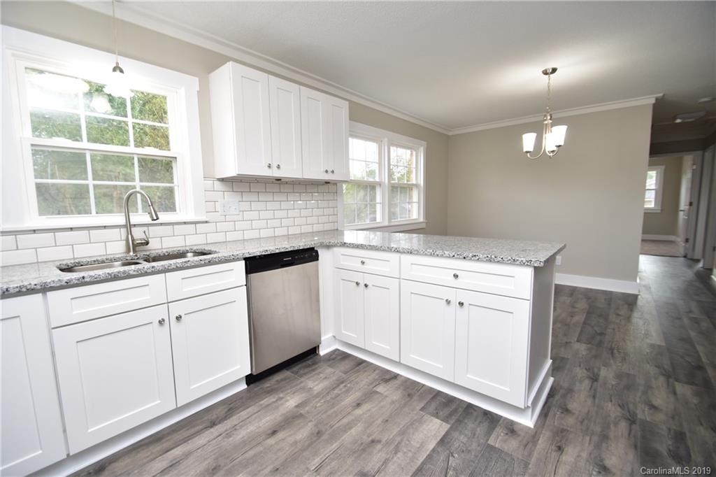 5265 Lewis Road Gastonia, NC 28052 - Photo 5 of 20 Gallery Image 5