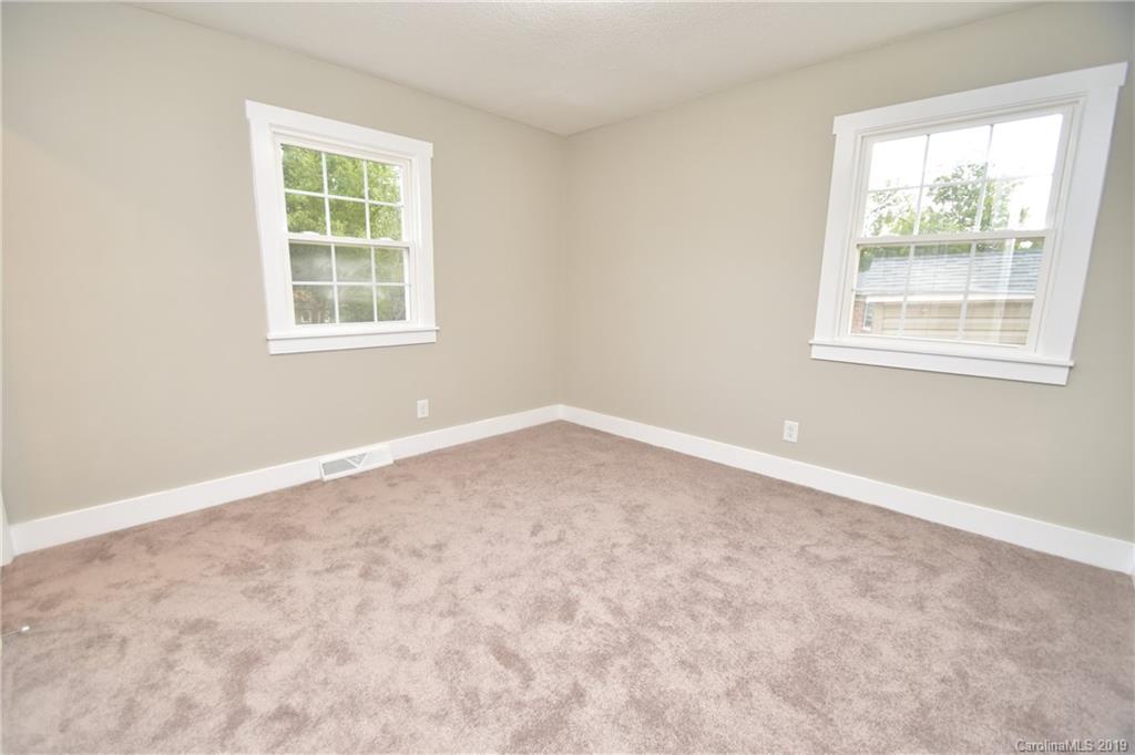 5265 Lewis Road Gastonia, NC 28052 - Photo 9 of 20 Gallery Image 9