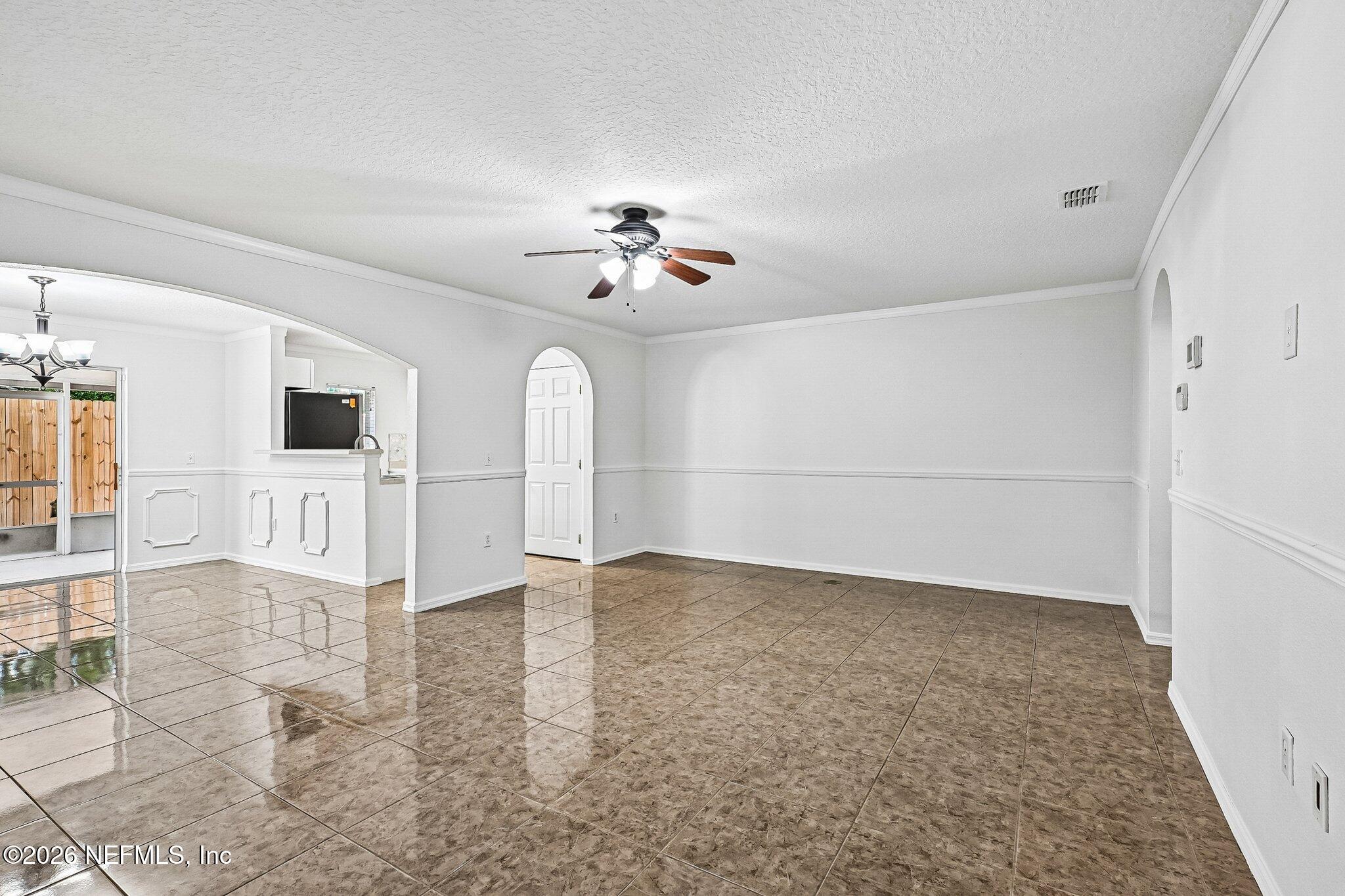 10543 Autumn Trace Road Jacksonville, FL 32257 - Photo 8 of 45 /Dining/Kitchen