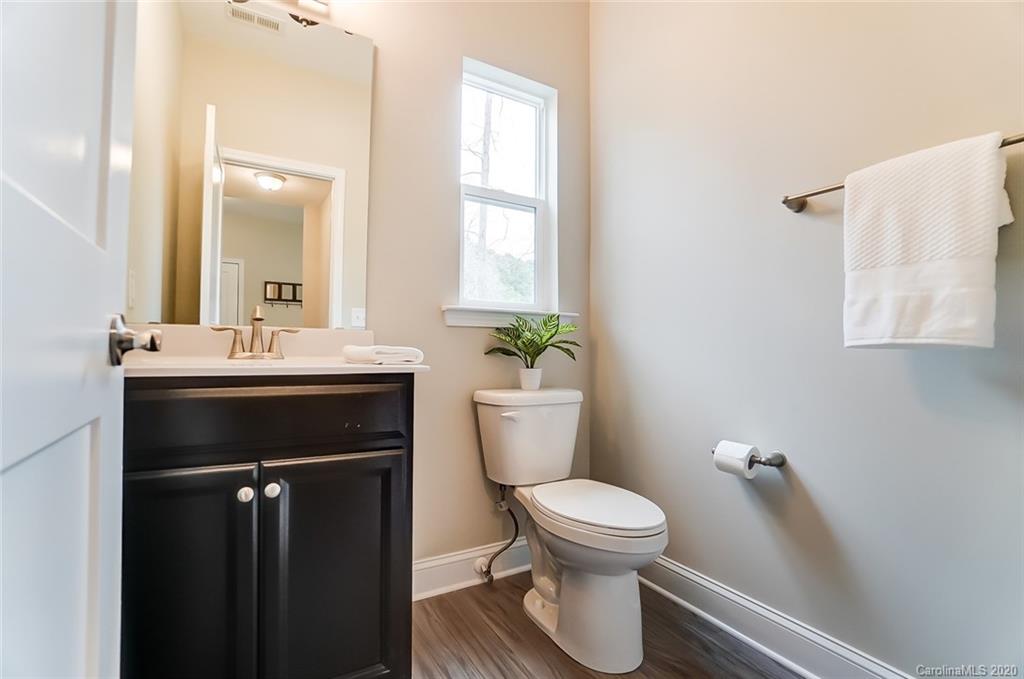 2906 Oakdale Road Charlotte, NC 28216 - Photo 7 of 42