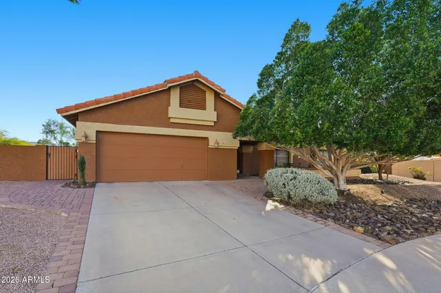 $699,900 | 4015 North San Gabriel Circle, Mesa, AZ 85215