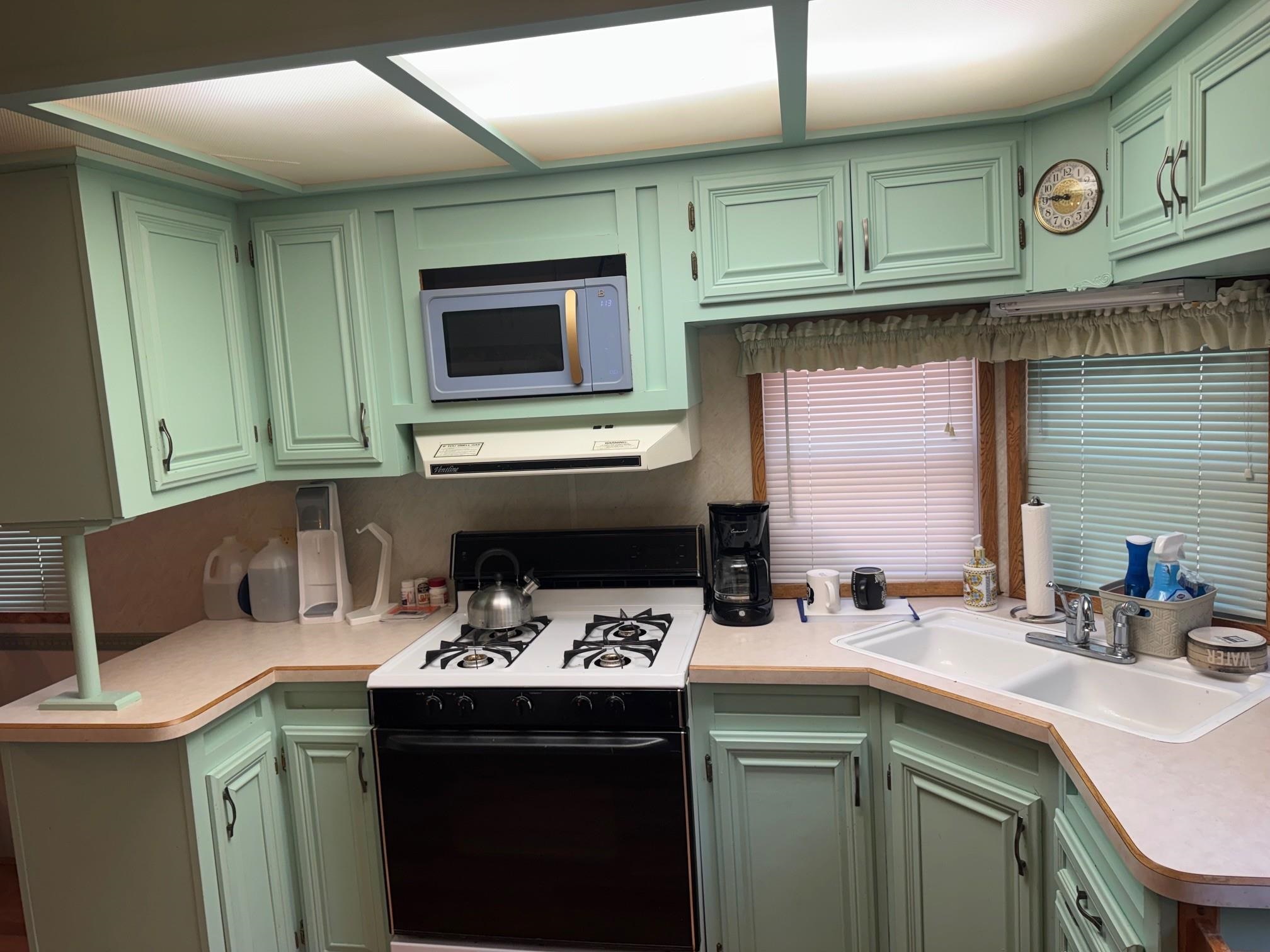 120 Springbrook Drive Wisconsin Dells, WI 53965 - Photo 18 of 38