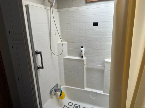 $124,750 | 120 Springbrook Drive, Wisconsin Dells, WI 53965