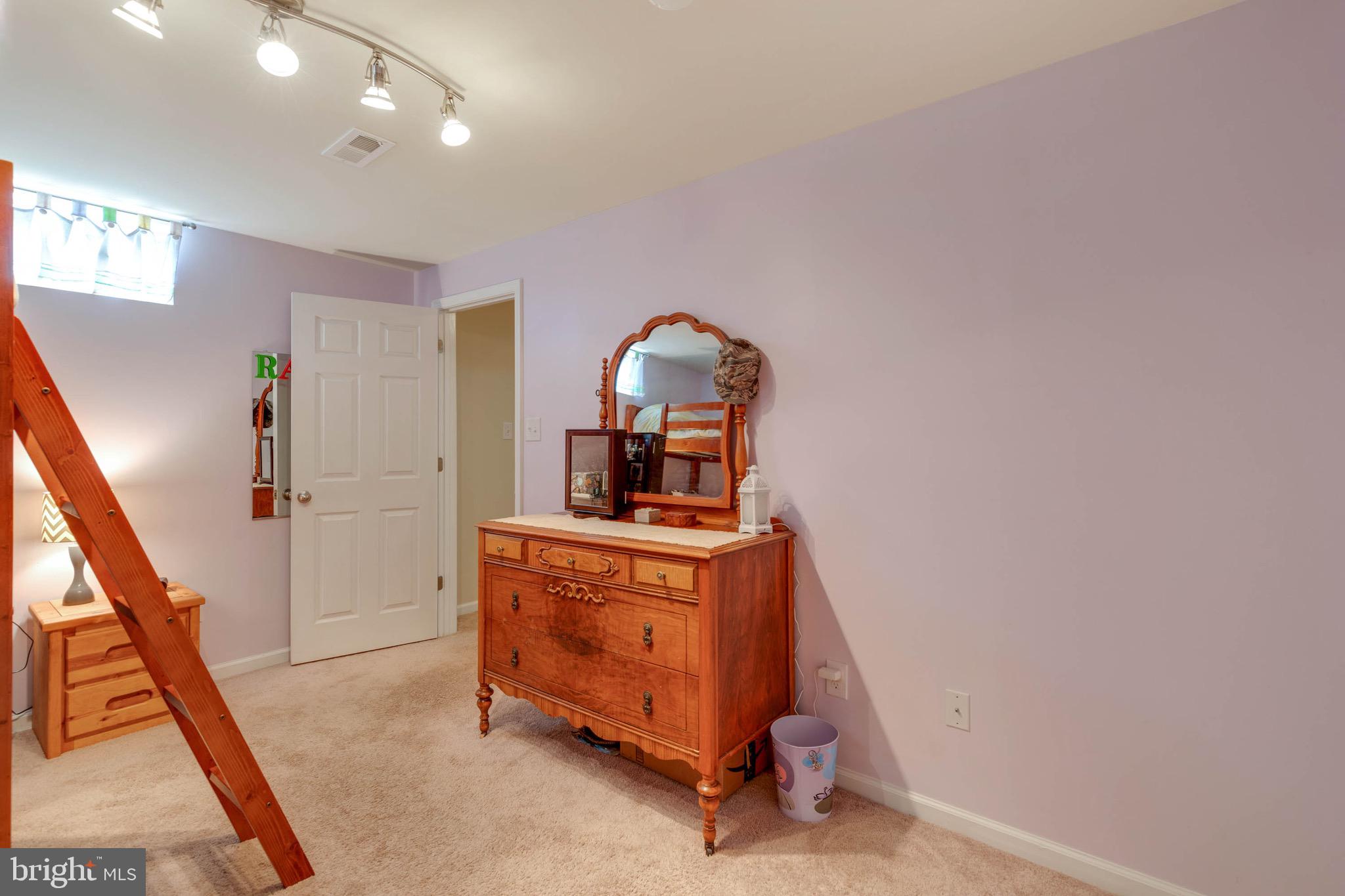 5755 Balls Mill Road Midland, VA 22728 - Photo 23 of 44 Gallery Image 23