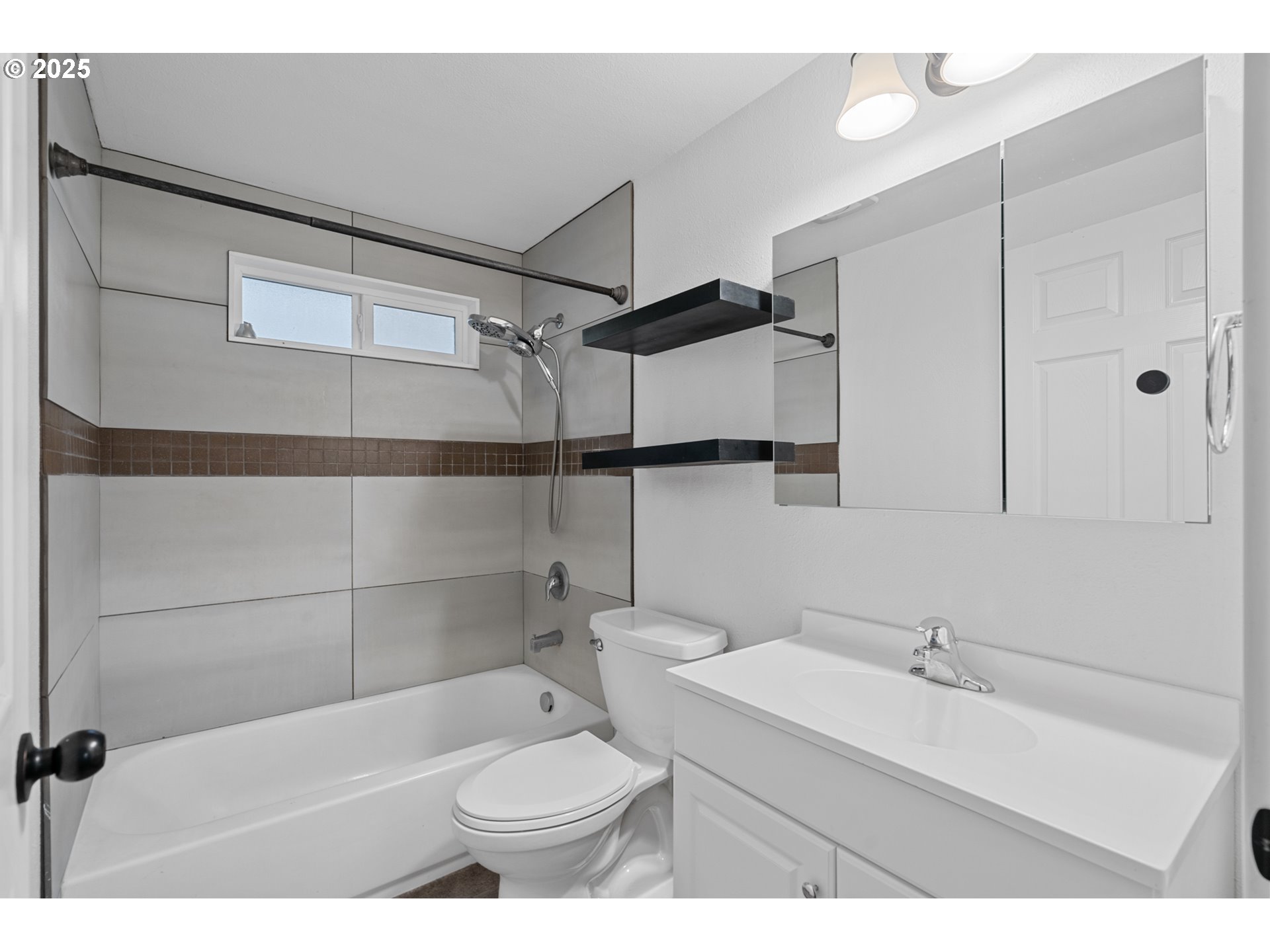 70981 Southwest Douglas Drive Pendleton, OR 97801 - Photo 13 of 26