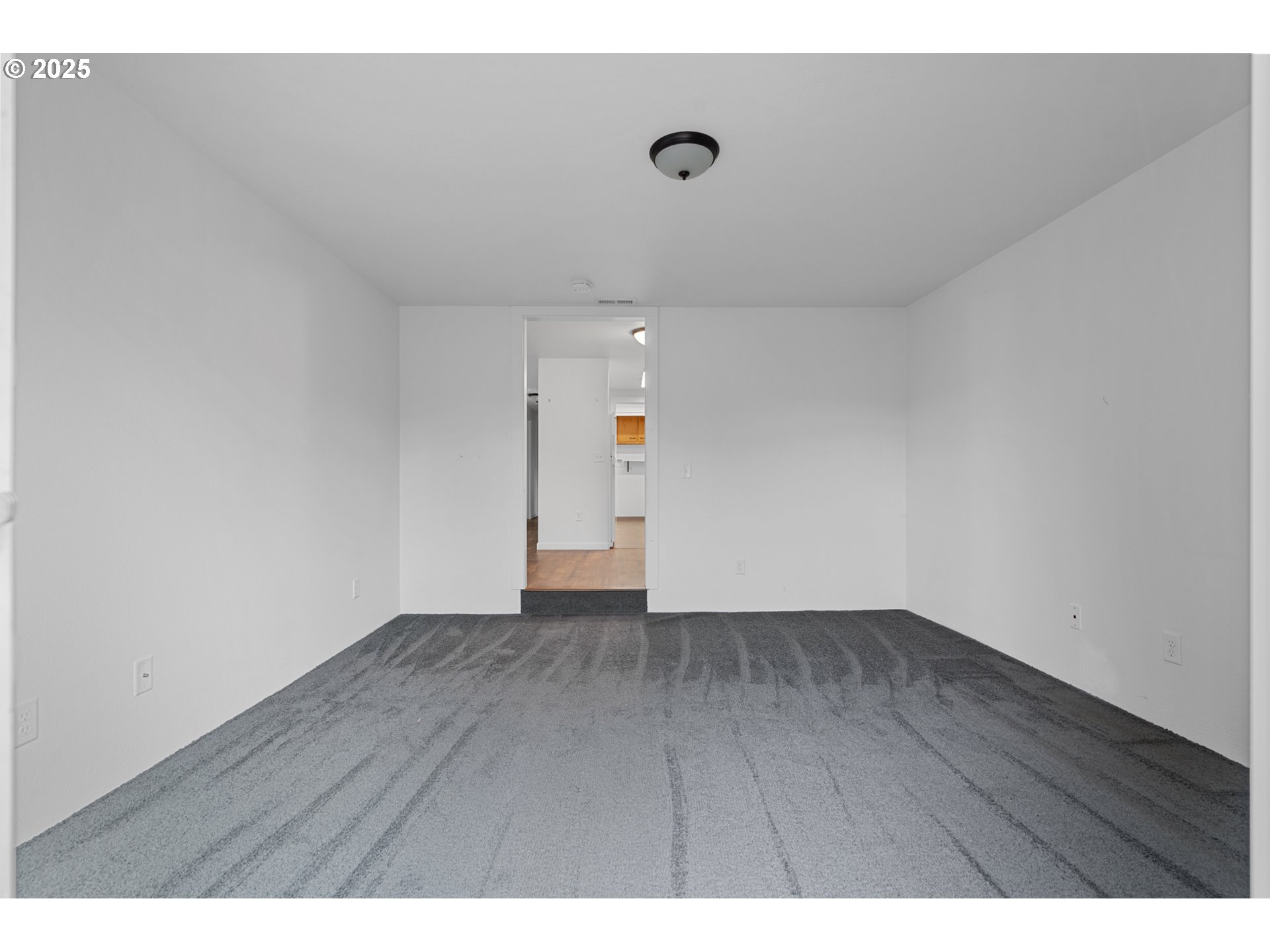 70981 Southwest Douglas Drive Pendleton, OR 97801 - Photo 16 of 26