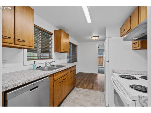 $299,000 | 70981 Southwest Douglas Drive, Pendleton, OR 97801