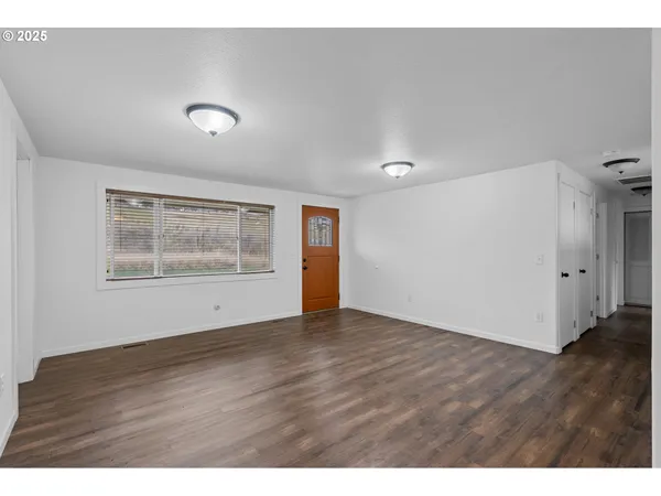 $299,000 | 70981 Southwest Douglas Drive, Pendleton, OR 97801