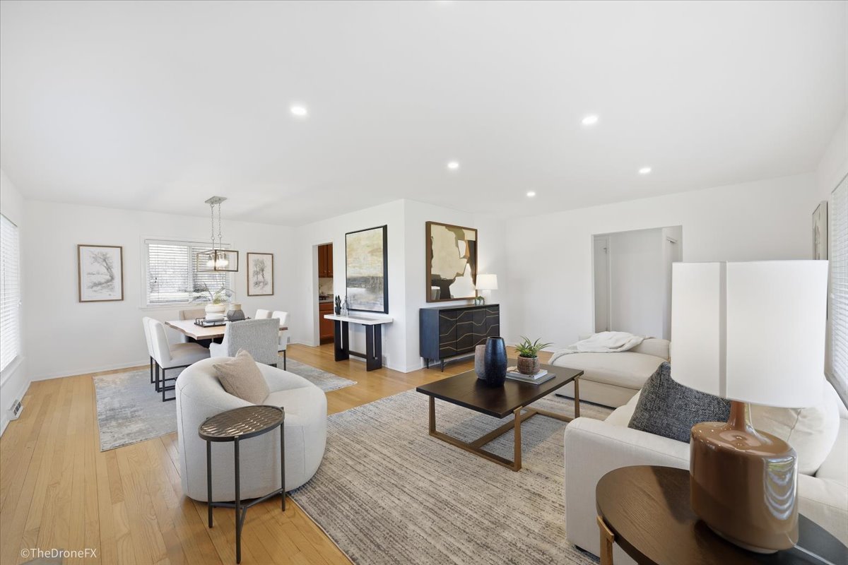 1519 Foothill Drive Wheaton, IL 60189 - Photo 13 of 44