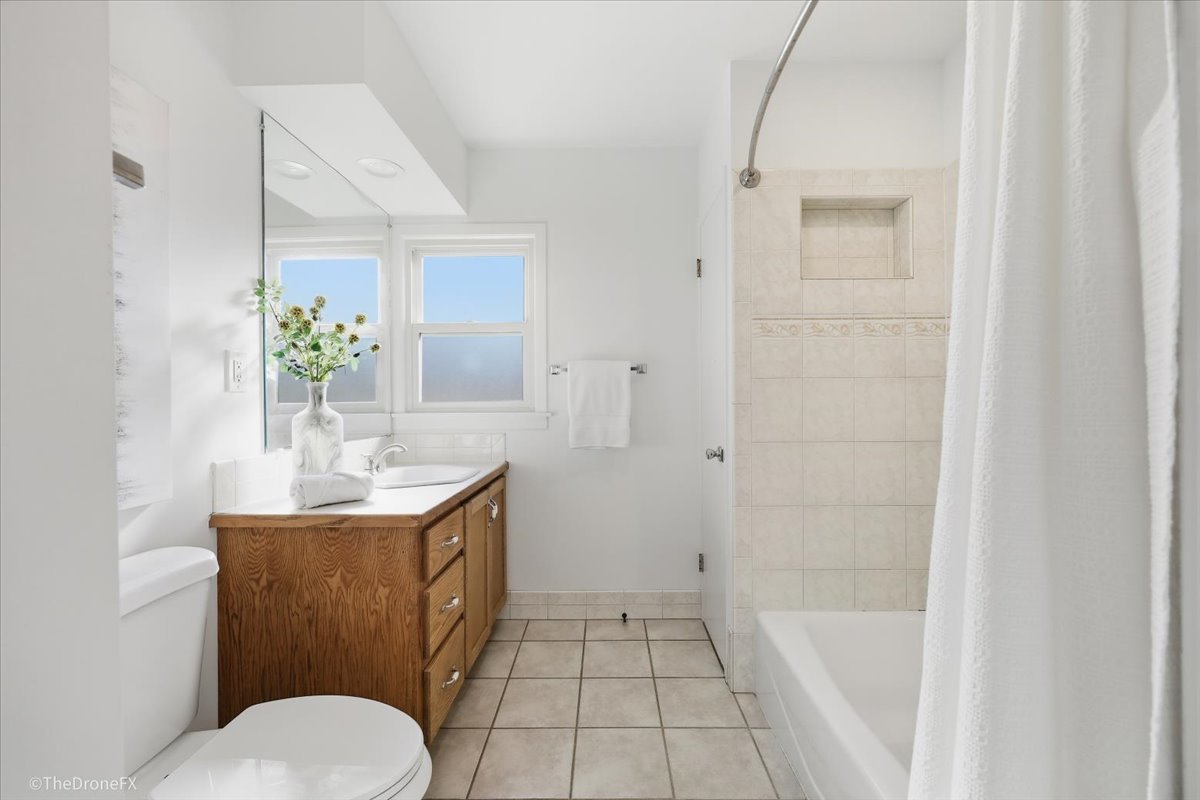 1519 Foothill Drive Wheaton, IL 60189 - Photo 25 of 44