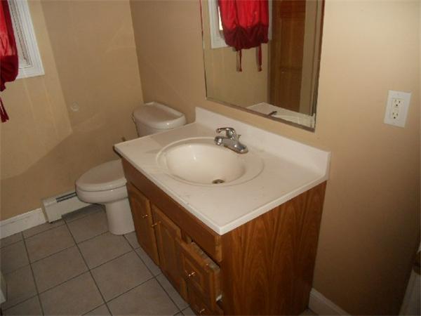 96 Main Street, Unit 1 Blackstone, MA 01504 - Photo 7 of 12