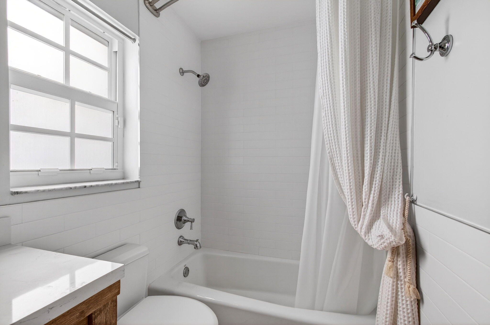 8196 Vía Di Veneto Boca Raton, FL 33496 - Photo 29 of 65 MAIN BATH