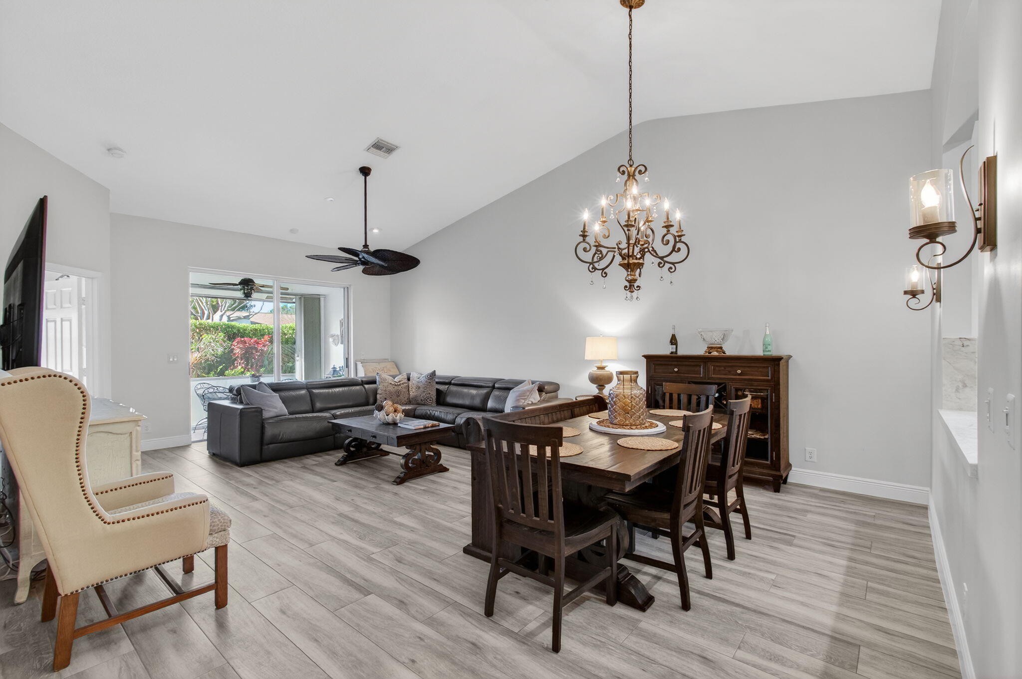 8196 Vía Di Veneto Boca Raton, FL 33496 - Photo 7 of 65 LIVING ROOM DINING ROOM