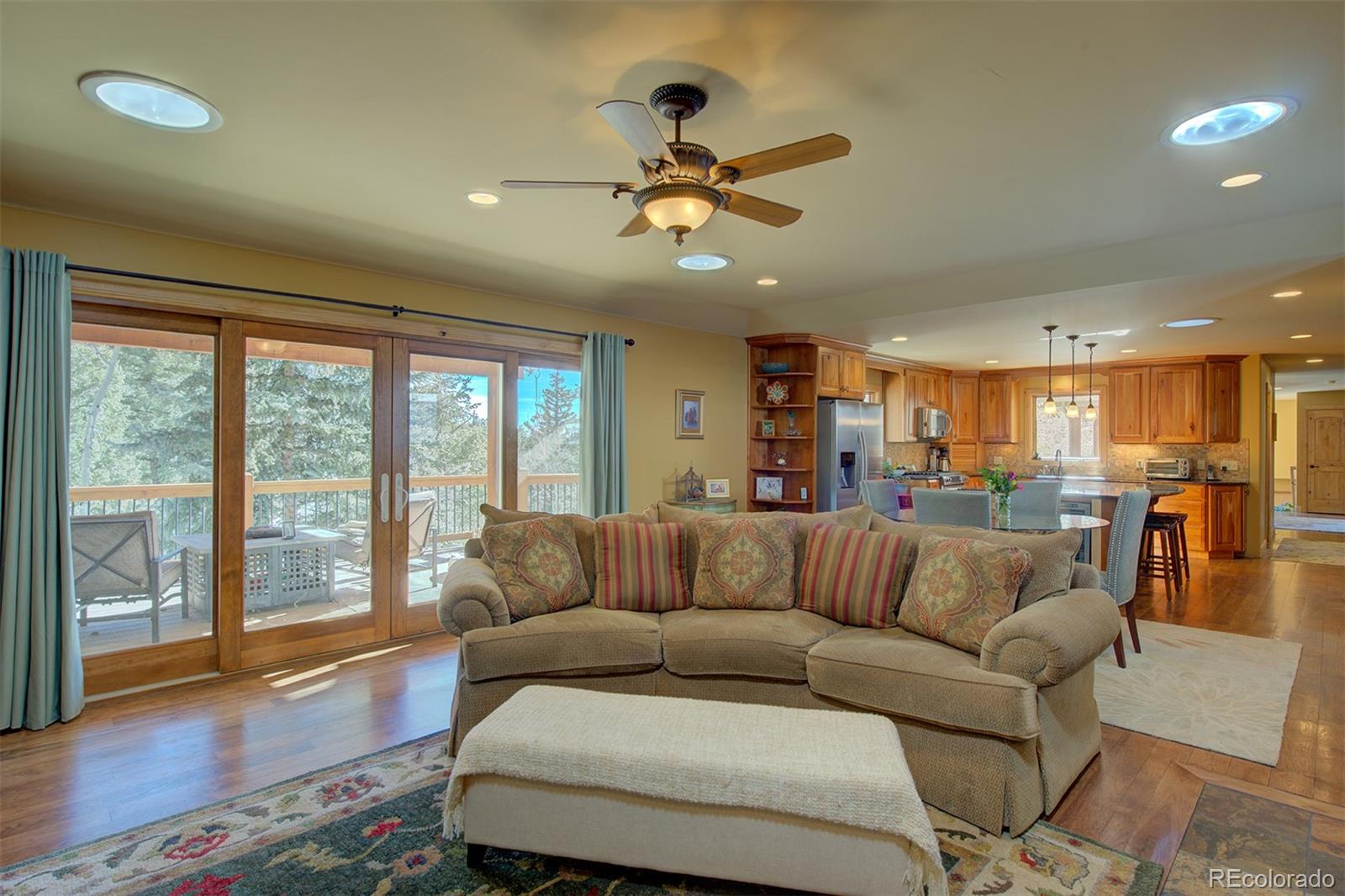 127 Aspen Place Evergreen, CO 80439 - Photo 11 of 35