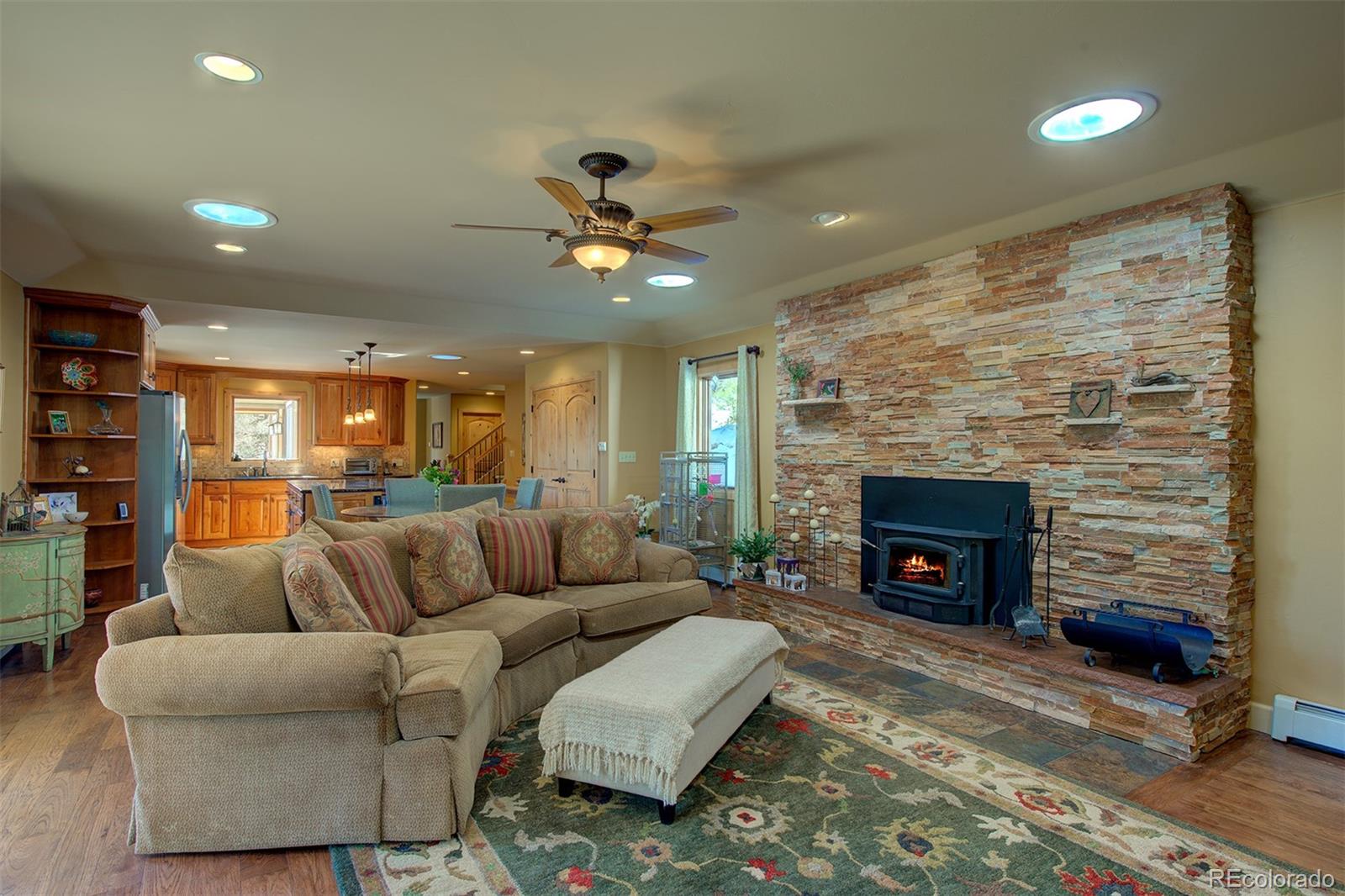 127 Aspen Place Evergreen, CO 80439 - Photo 10 of 35