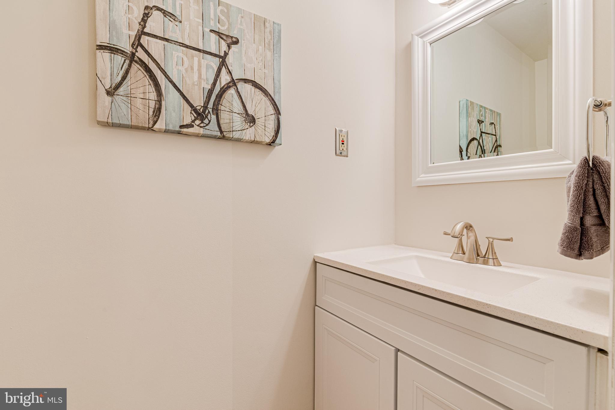 11500 Ivy Bush Court Reston, VA 20191 - Photo 23 of 33 Lower level half bath with new vanity.