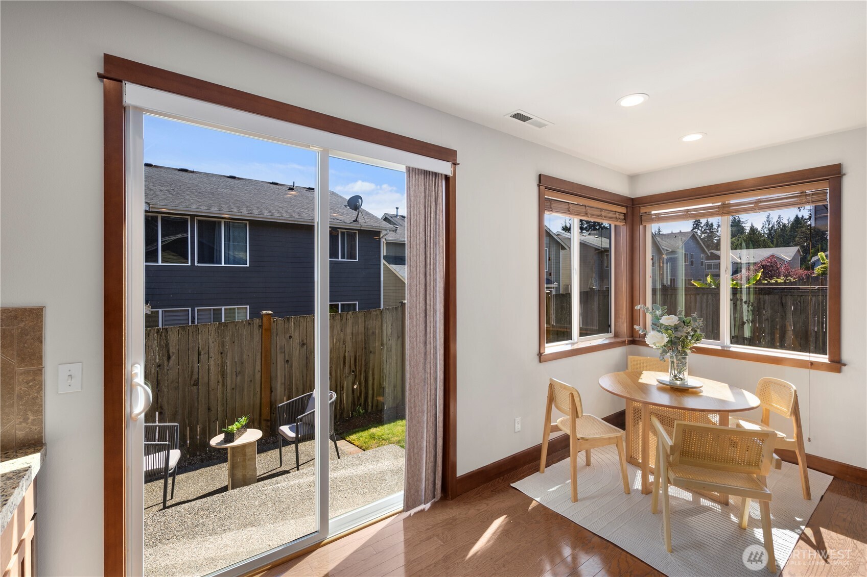 3130 171st Place Southeast Bothell, WA 98012 - Photo 10 of 39
