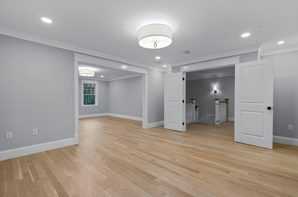 34 Ledgewood Road Winchester, MA 01890 - Photo 17 of 37