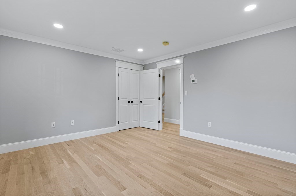 34 Ledgewood Road Winchester, MA 01890 - Photo 33 of 37