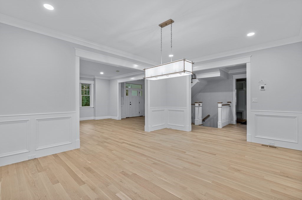 34 Ledgewood Road Winchester, MA 01890 - Photo 8 of 37