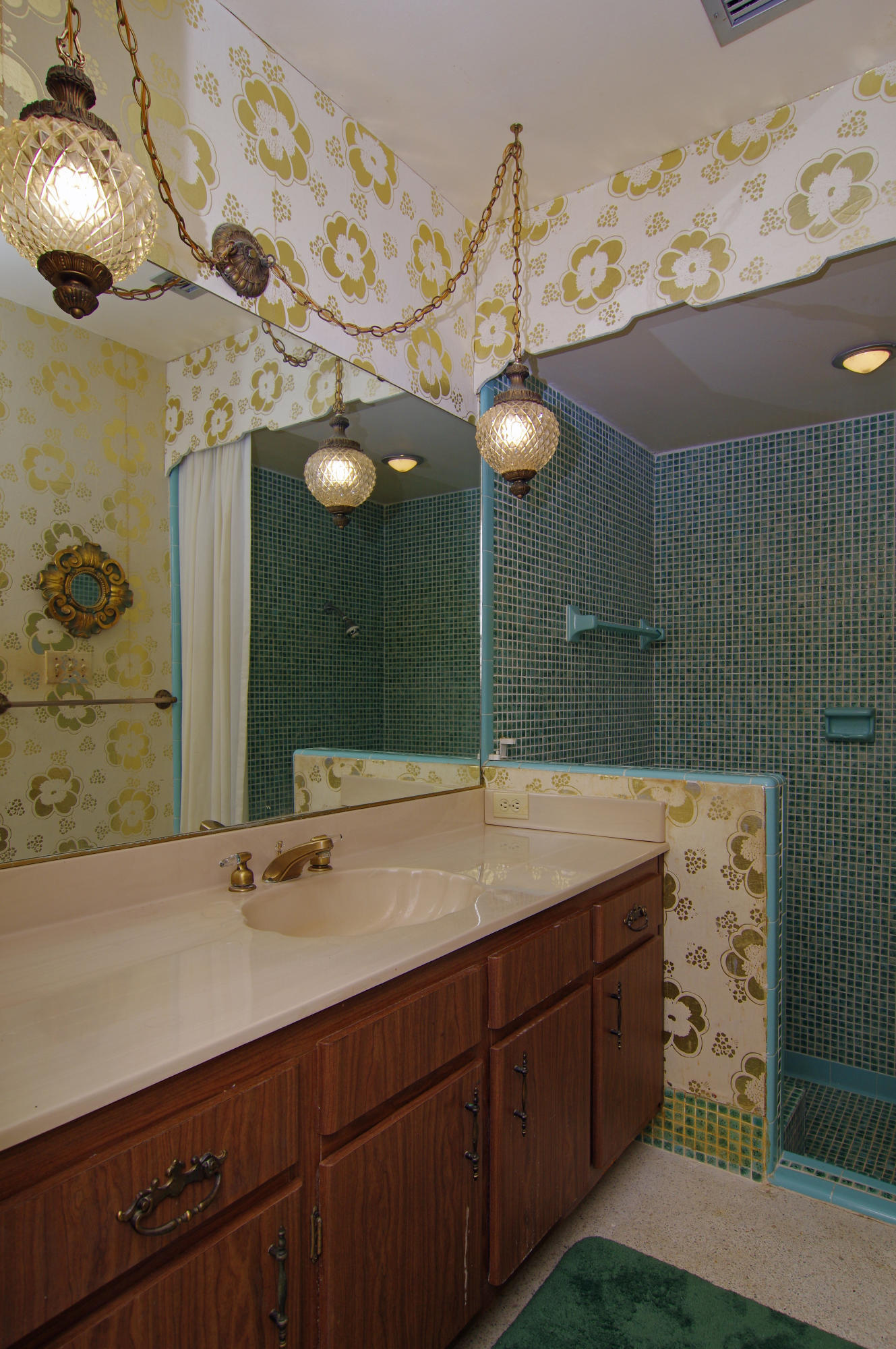 47 Country Club Road Cocoa Beach, FL 32931 - Photo 15 of 32 Master Bath