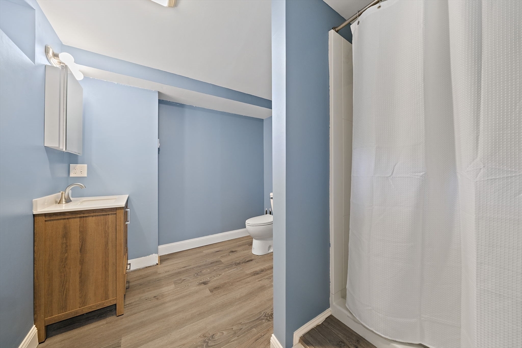 340 Old Oaken Bucket Road Norwell, MA 02061 - Photo 27 of 37 a view of a hallway with wooden floor