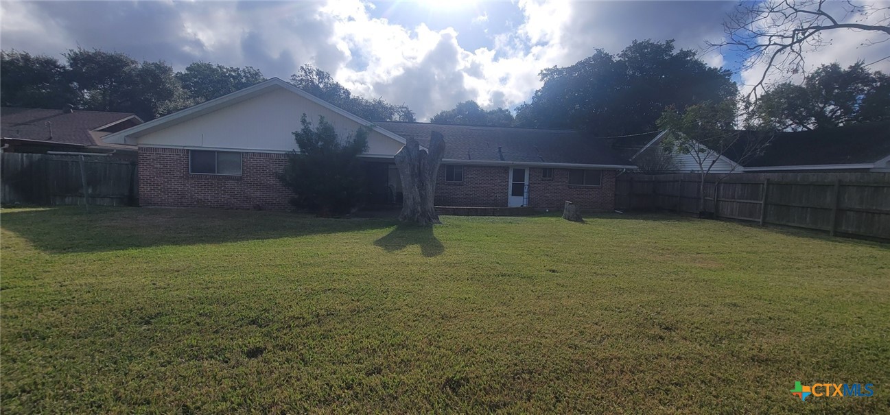 2602 College Drive Victoria, TX 77901 - Photo 3 of 29 a view of a backyard