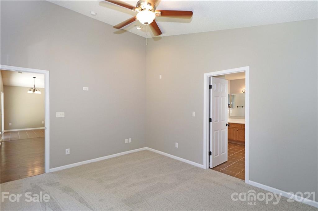 1509 Summit Ridge Lane Kannapolis, NC 28083 - Photo 18 of 37 an empty room with a bathroom