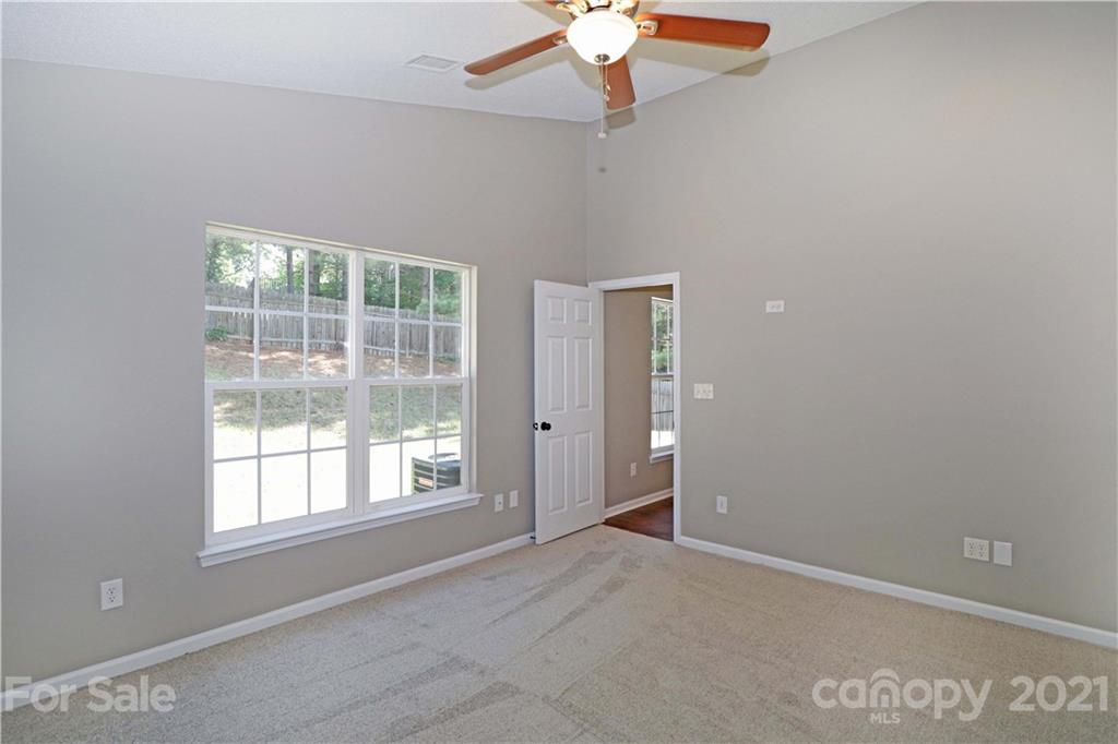 1509 Summit Ridge Lane Kannapolis, NC 28083 - Photo 19 of 37 an empty room with a window
