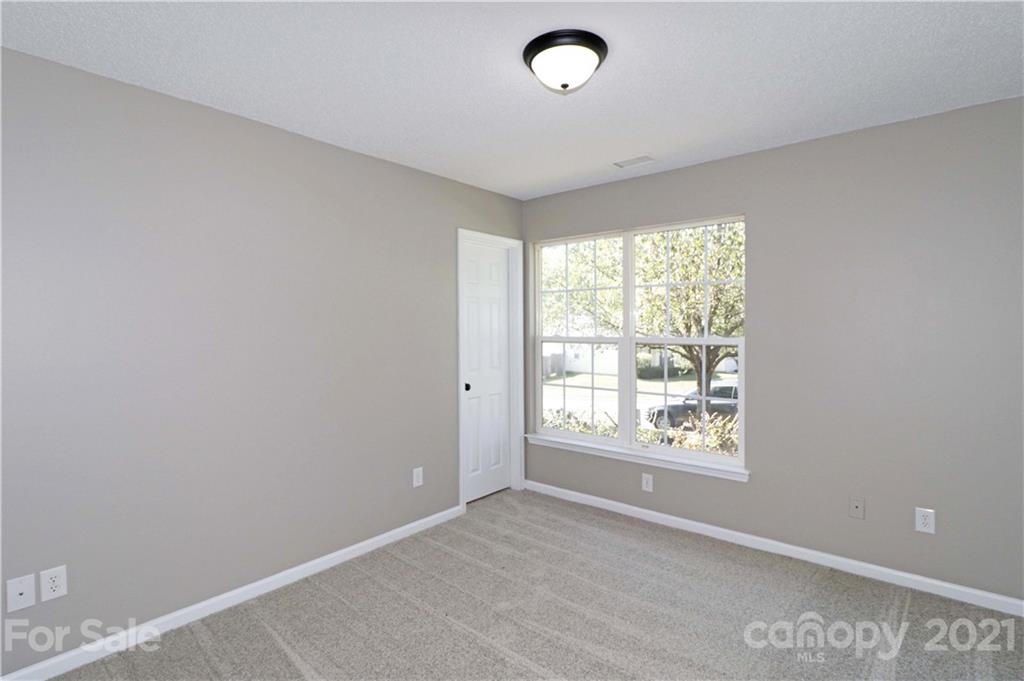 1509 Summit Ridge Lane Kannapolis, NC 28083 - Photo 24 of 37 an empty room with windows