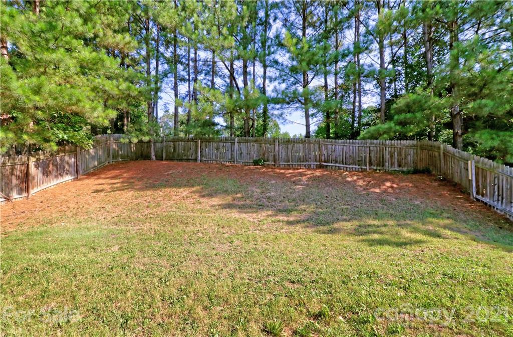 1509 Summit Ridge Lane Kannapolis, NC 28083 - Photo 34 of 37 a view of a back yard