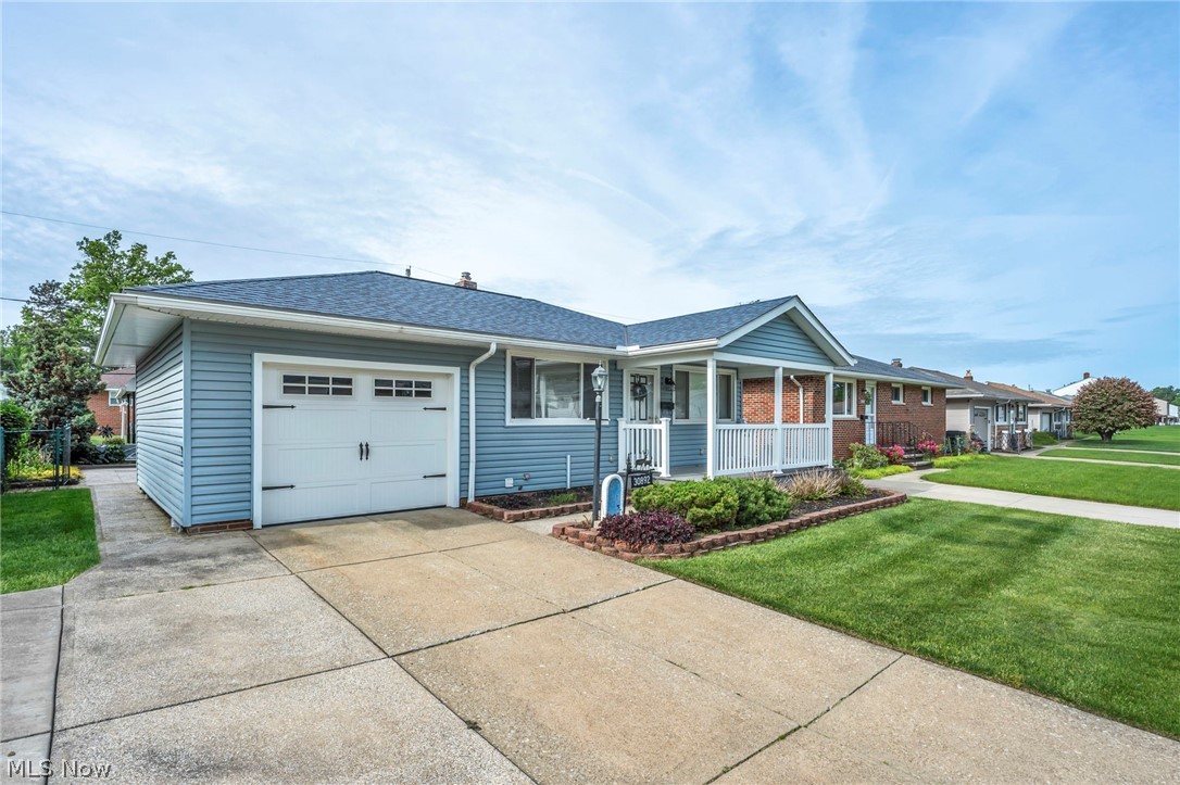 30892 Harrison Road Wickliffe, OH 44092 - Photo 3 of 46