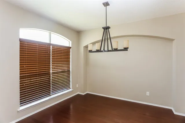 $3,195 | 505 Spicewood Drive, DeSoto, TX 75115