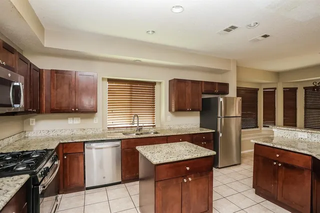 $3,195 | 505 Spicewood Drive, DeSoto, TX 75115