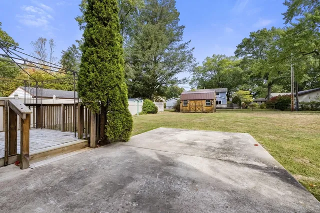 $349,000 | 215 South Clinton Street, New Buffalo, MI 49117