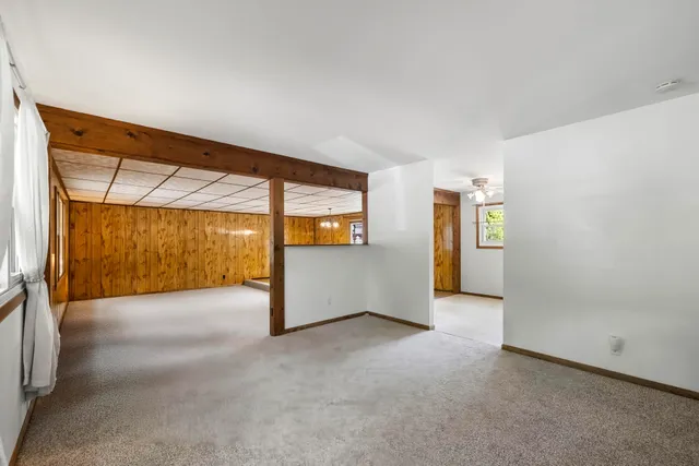 $349,000 | 215 South Clinton Street, New Buffalo, MI 49117