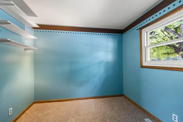 $349,000 | 215 South Clinton Street, New Buffalo, MI 49117