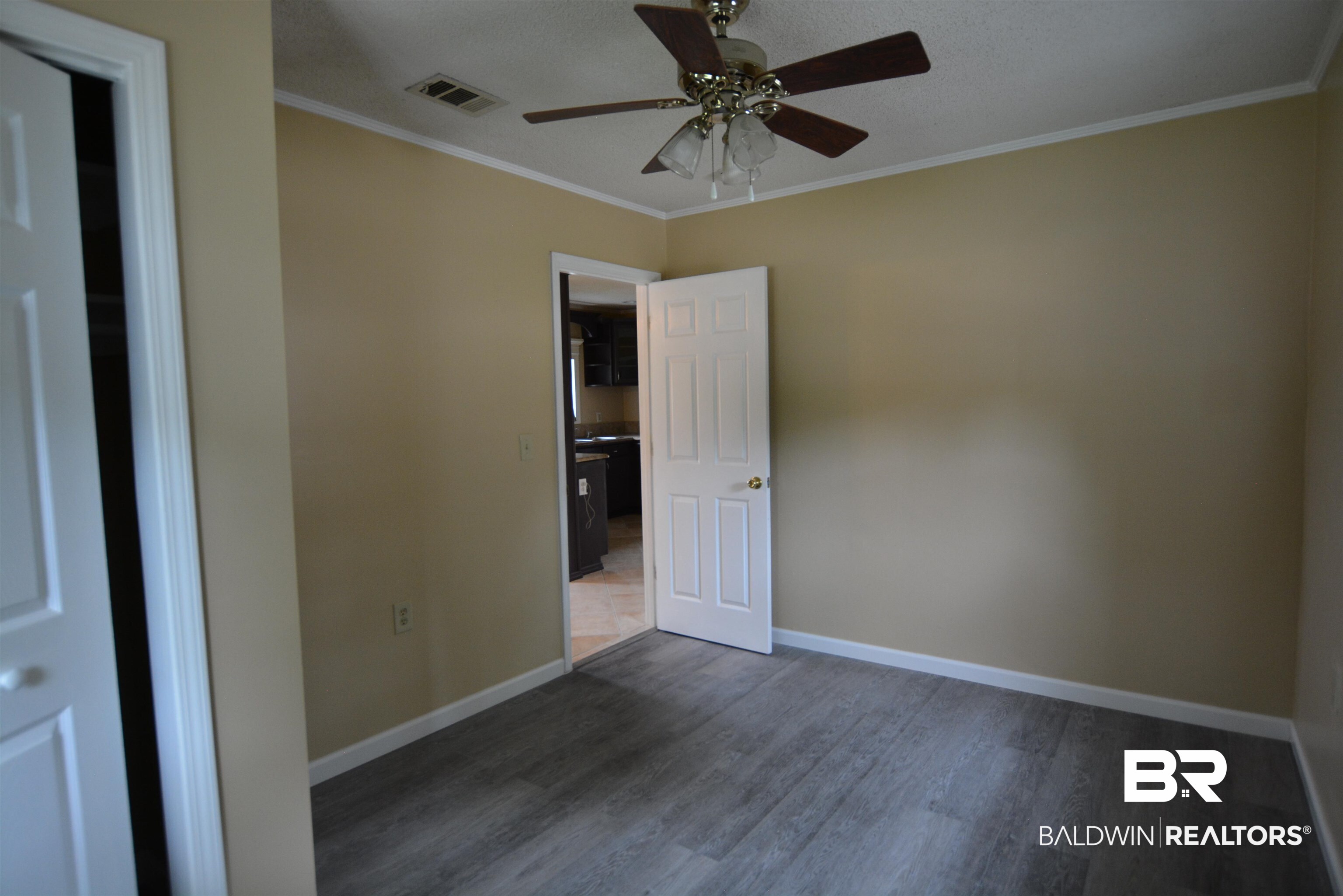 422 West 4th Avenue Foley, AL 36535 - Photo 5 of 28