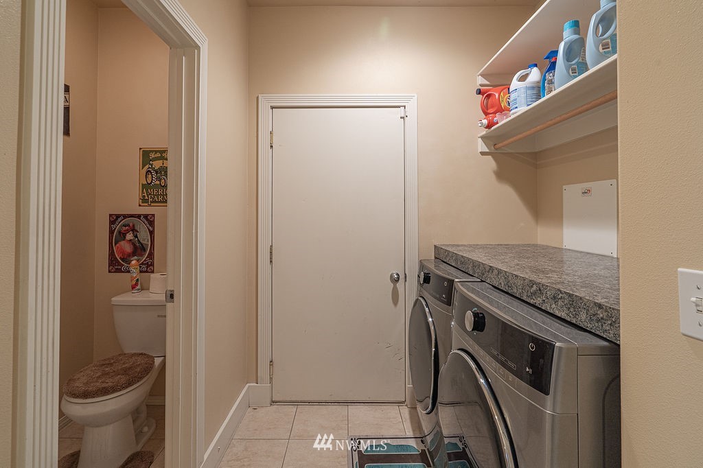3103 Rd F Northeast Moses Lake, WA 98837 - Photo 3 of 39 Gallery Image 3