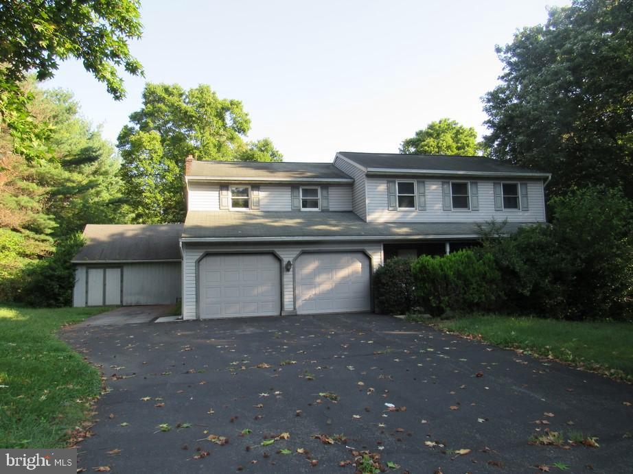 81 Run Valley Road Lancaster, PA 17603 - Photo 1 of 26 Gallery Image 1