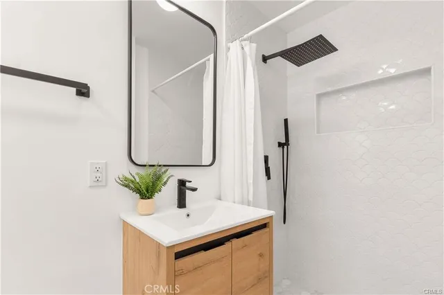 $3,900 | 503 Oleander Drive, Highland Park, CA 90042