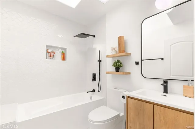 $3,900 | 503 Oleander Drive, Highland Park, CA 90042