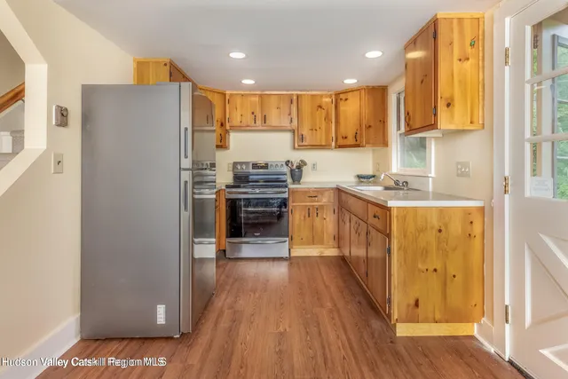 $460,000 | 571-575 County Route 2, Accord, NY 12404