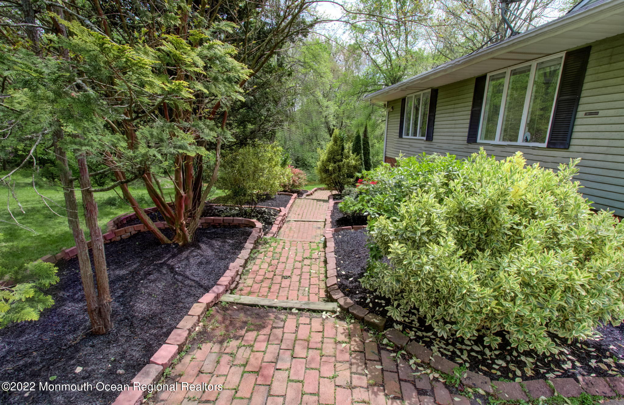 219 County Road 539 Cream Ridge, NJ 08514 - Photo 25 of 47 web_photo-49