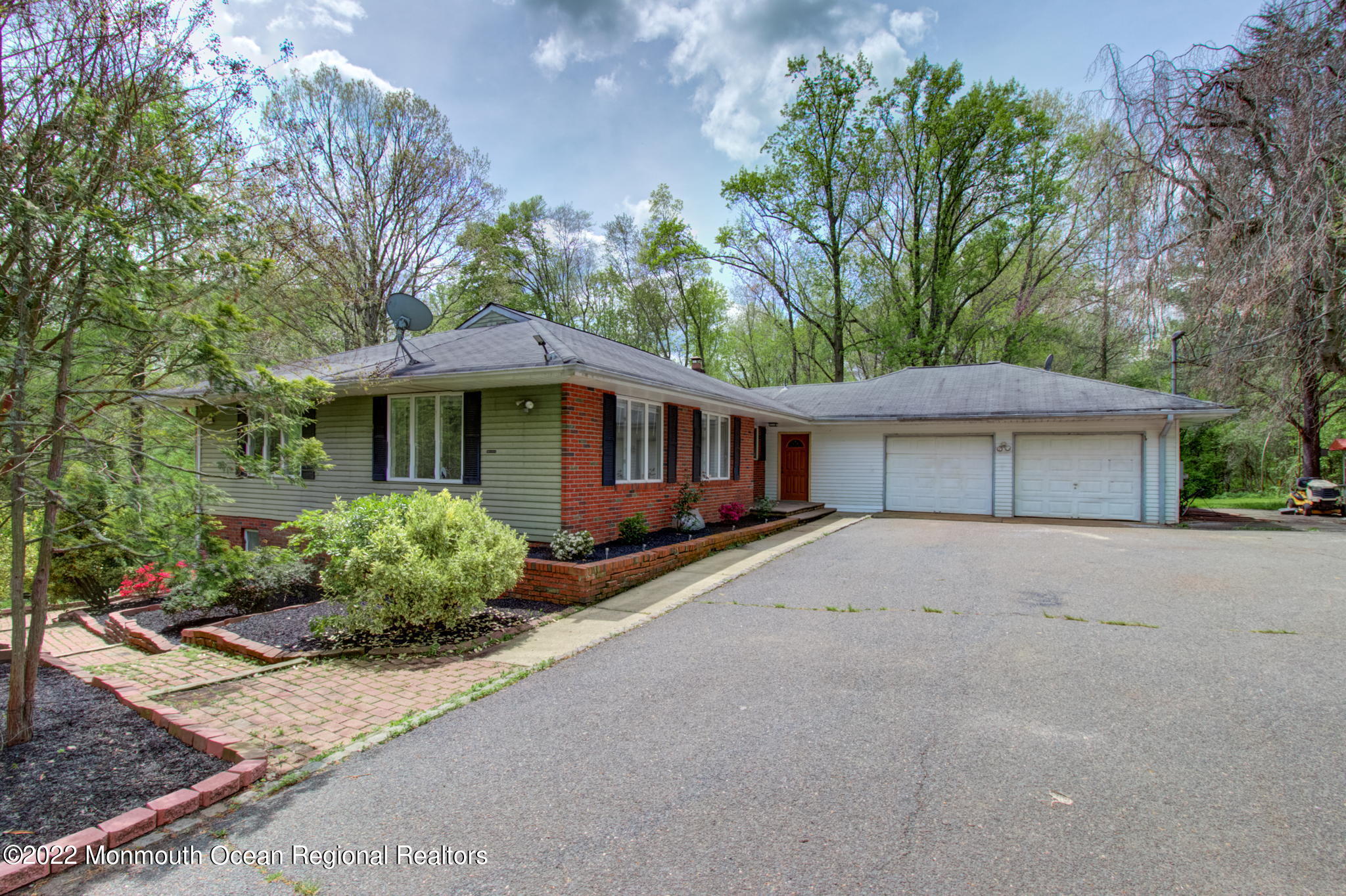 219 County Road 539 Cream Ridge, NJ 08514 - Photo 9 of 47 web_photo-48 (2)