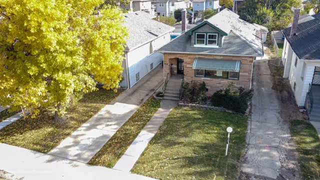 $170,000 | 643 South 19th Avenue, Maywood, IL 60153