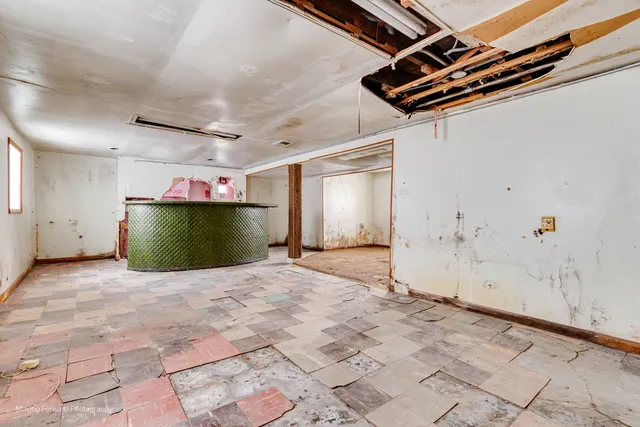 $170,000 | 643 South 19th Avenue, Maywood, IL 60153